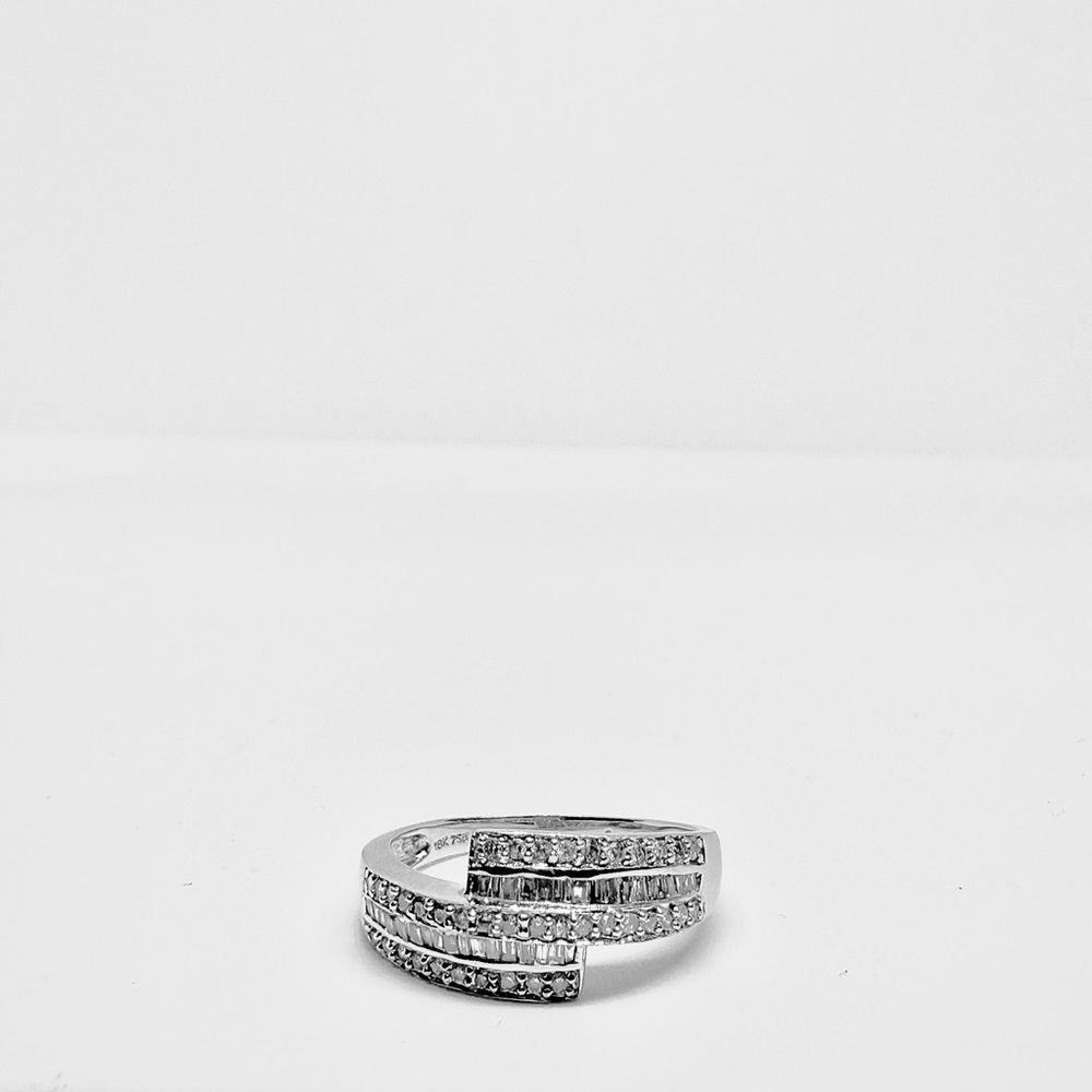 NEW Solid 18K Natural Diamond White Gold Ring